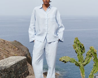 Ensemble de pyjama en lin bleu clair | Chemise coupe ample et pantalon avec poches | Vêtements de détente élégants |