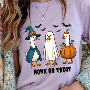 Honk or Treat Goose Shirt, Funny Halloween Goose Shirt, Trick or Treat Shirt, Spooky Season Shirt, Spooky Goose shirt Goose Halloween Shirt