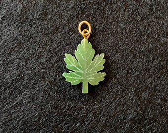 Mini nephrite jade pendants | maple leaf | beaver | flower