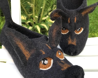 Hundträskor, present till hundälskare, ulltofflor, djurtofflor, roliga tofflor, ekoskor, handgjorda ulltofflor, ull, minihundleksak, unisextofflor