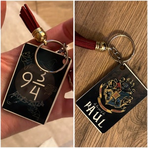 Customizable wooden key ring