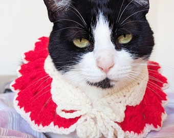 Christmas cat collar, crochet cat necklace for Christmas, pet collar for Xmas, red and white cat crochet collar for Christmas holiday.