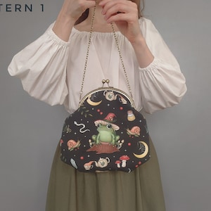 Handmade Mushroom Frog Kiss Lock Bag, Cottagecore Crossbody