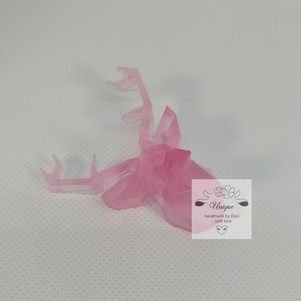 handgemachtes Hirschgeweih mit Kopf, 3D, in pink, aus Harz, mit Öse für die Wand