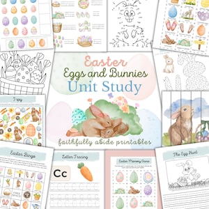 Könnte beinhalten: Ein Satz druckbarer Oster-Lernmaterialien für Kinder. Die Aktivitäten beinhalten ein Bingospiel, ein Memory-Spiel, ein Buchstaben-Übungsblatt, ein Ich-sehe-Spiel, ein Punkte-Verbindungs-Puzzle, ein Labyrinth und eine Malvorlage. Die Aktivitäten zeigen Hasen, Eier und andere Ostersymbole.