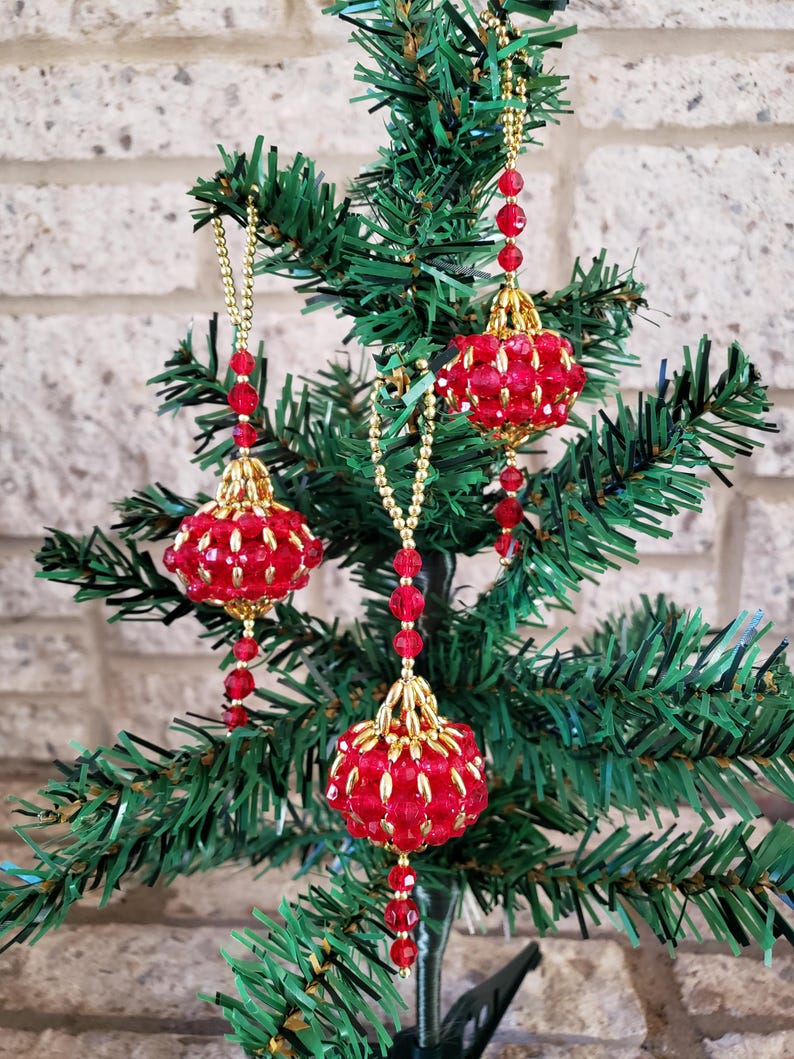Tree - Upcycled Thread & Beadwork X-Mas Decor Hanging 10