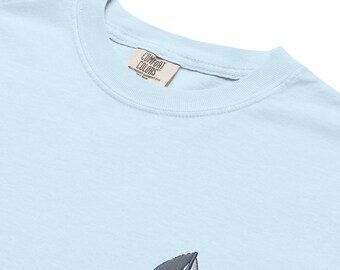 Camiseta bordada con velero, regalo náutico para propietarios de barcos, camiseta Comfort Colors para amantes de los yates, camiseta playera costera, regalo para marineros.