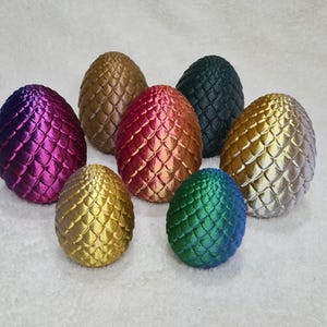Colourful Dragon Eggs | Shiny Multi Colour 3D printed Hollow Screw Top Surprise Eggs | Perfect Gift to fill with Candy or for Tabletop Games