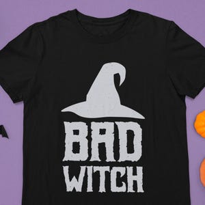 Bad Witch Halloween Shirt, lustiges witchy Grafik T-Shirt, gruselige Saison Besen Hut Top, süßes Geschenk für Hexen, Halloween Party Outfit