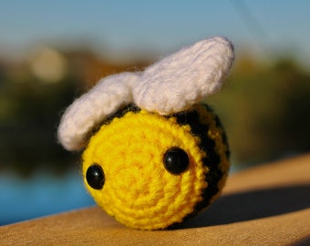 Crochet Baby Bumblebee, Handmade Plushie, Mini bee, baby gift,  Desk Decor, Amigurumi bee, Crochet gift, birthday gift, bumble bee crochet