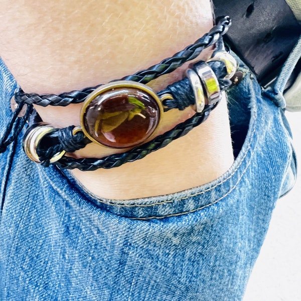 Handmade US leather bracelet with Baltic amber KIZIMA