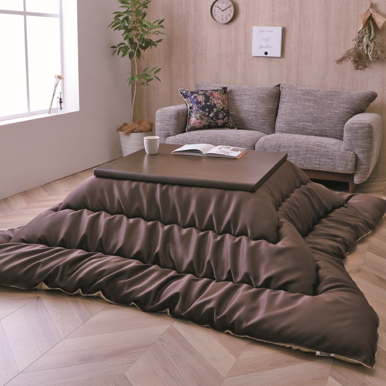Kotatsu couch on sale