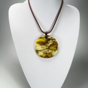 Sobral - &quot;Terra&quot; Disk Resin Necklace ( 005171 )