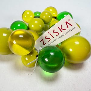 Zsiska - Baubles Gult & Grönt Stort Hartsarmband (P230301BAU2Q0L)