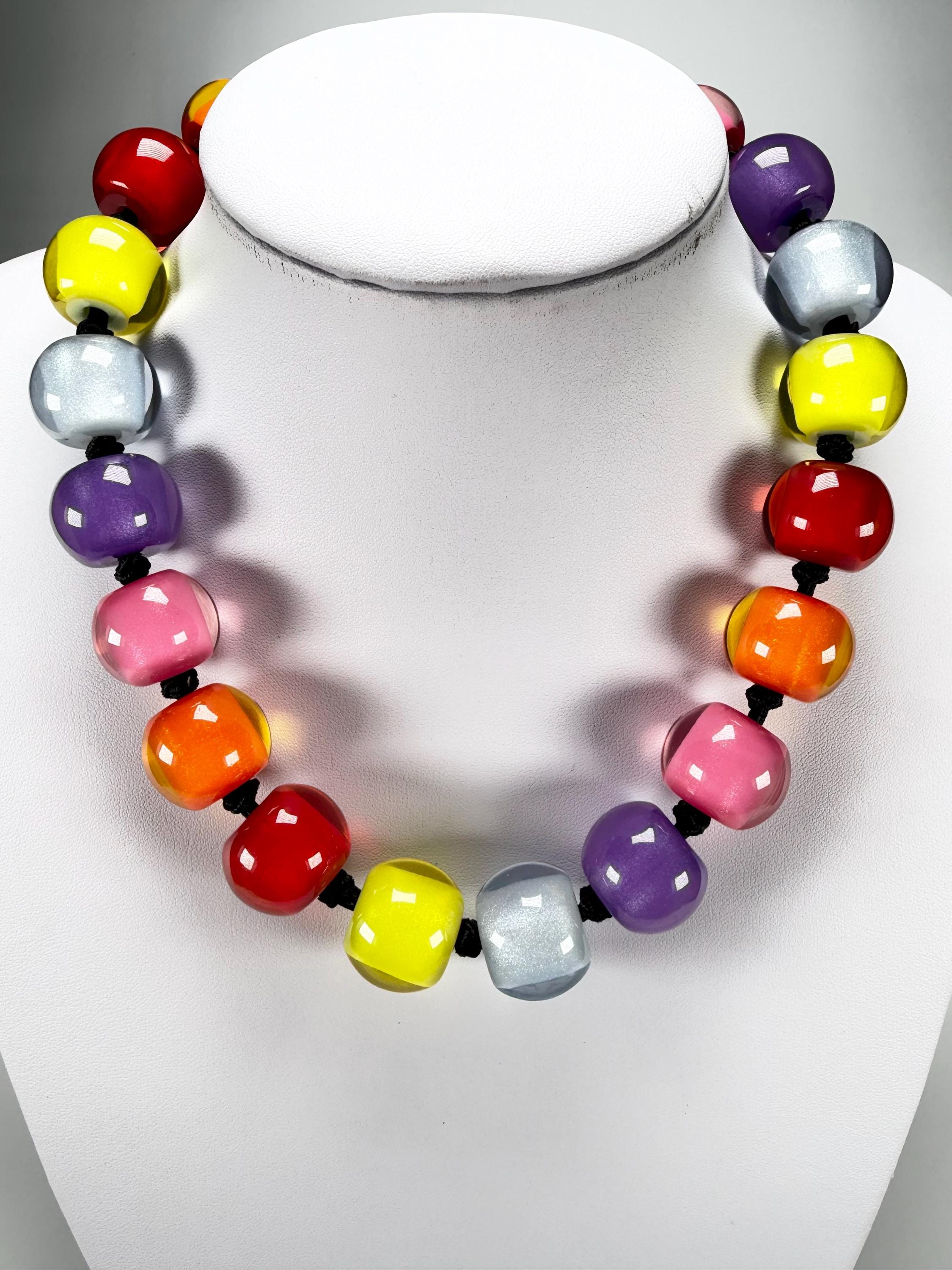 Zsiska - Colourful Beads 20 Bead Spectrum Resin Necklace
