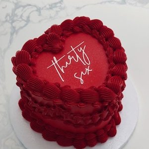 Breloque personnalisée pour gâteau cœur Au choix | charme de gâteau d'anniversaire | décoration de gâteau miroir