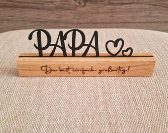 Holzständer Papa du bist großartig | Vatertag | personalisierbar mit Schriftzug | Spruch | Text | Aufsteller