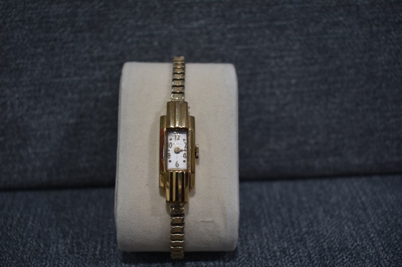 Vintage Benrus Ladies Watch With 20 Micron Gold Electroplate - Etsy