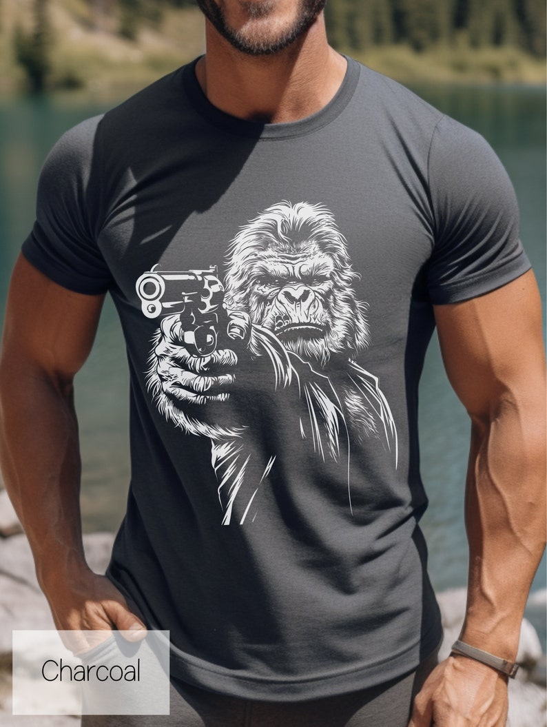Bigfoot Gun Graphic Tee, Edgy Design, Patriot Gift 画像 6