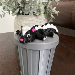 Articulated Skunk Fidget