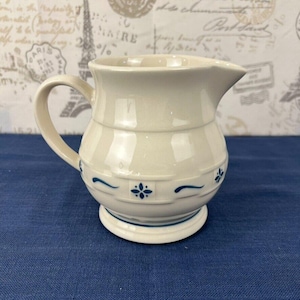 Longaberger Pottery Woven Traditions Classic Blue Juice Pitcher 1qt 5 3/4 Tall