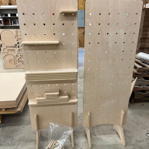 Peg board display stand digitaal bestand, 5-bestanden crv, eps, dxf, ai, svg. Displaystandaard