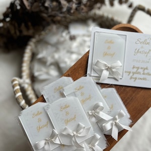 50 Pcs Magnet in Bulk, Wedding Gift Magnet Wedding Magnet, Wedding Favors, Engagement Magnet, Engagement Favors, Plexiglass Magnet