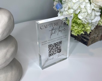 Wedding QR Code Sign, QR Code Photos Sign, Capture the Love, Acrylic Block, Reception Table Sign, Wedding Reception, Modern Wedding Decor