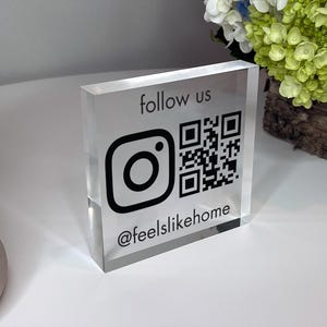 Personalisiertes Social Media QR-Code-Schild, Scanbare Tischbeschilderung, Social Media für kleine Unternehmen, Büro-Salon-Restaurant-Bar-Schilder