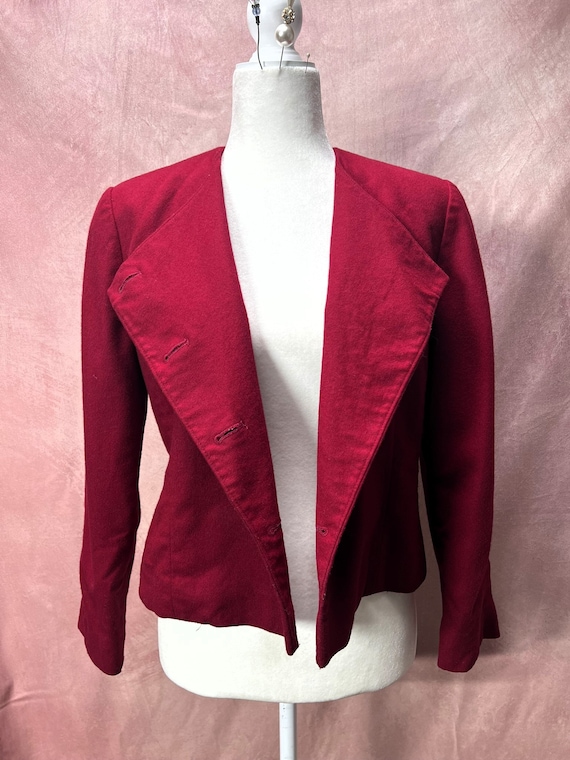 1940s red vintage petite Pendleton wool blazer ja… - image 2