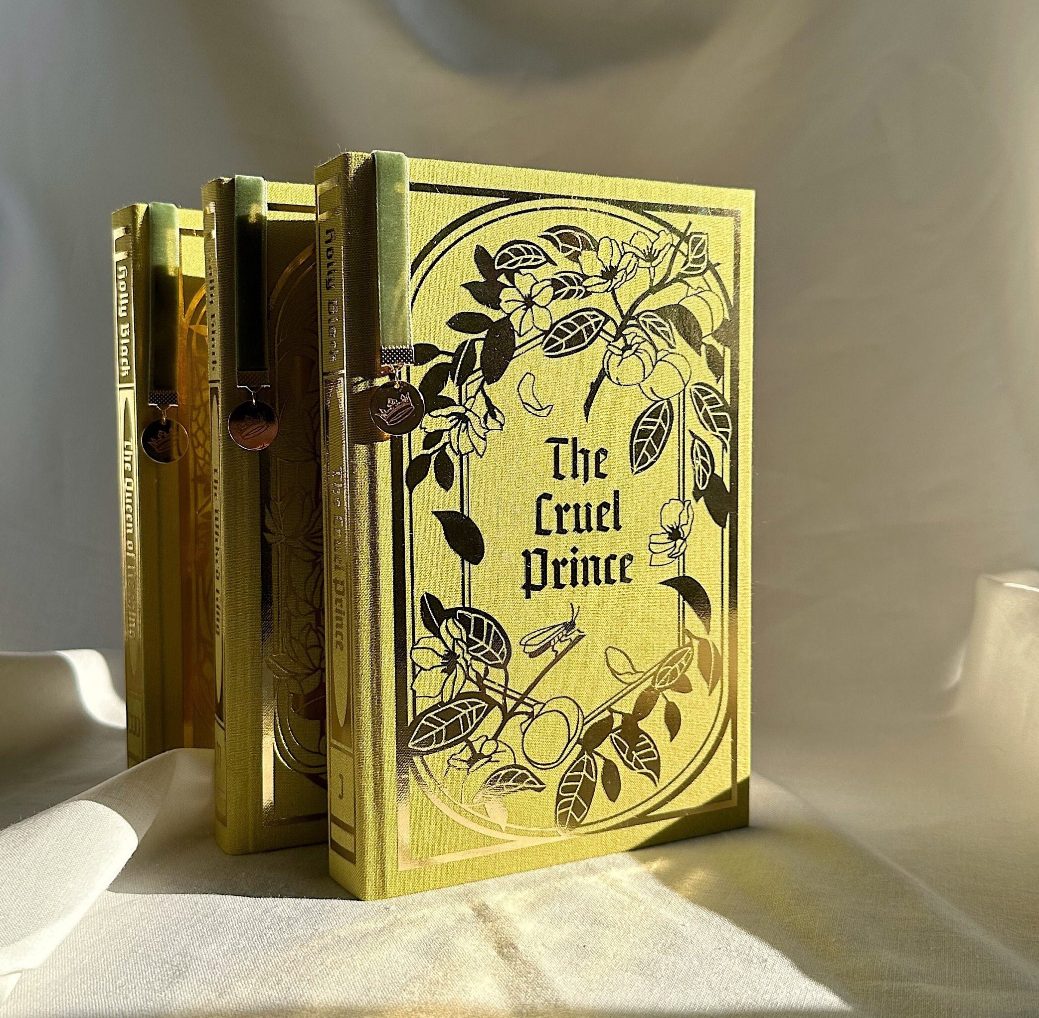 Cruel Girl Limited Edition Cruel to the Core Turn N Burn Beige The Cruel Prince: Handmade Rebound Book, Gold Foil Cover  main image 2