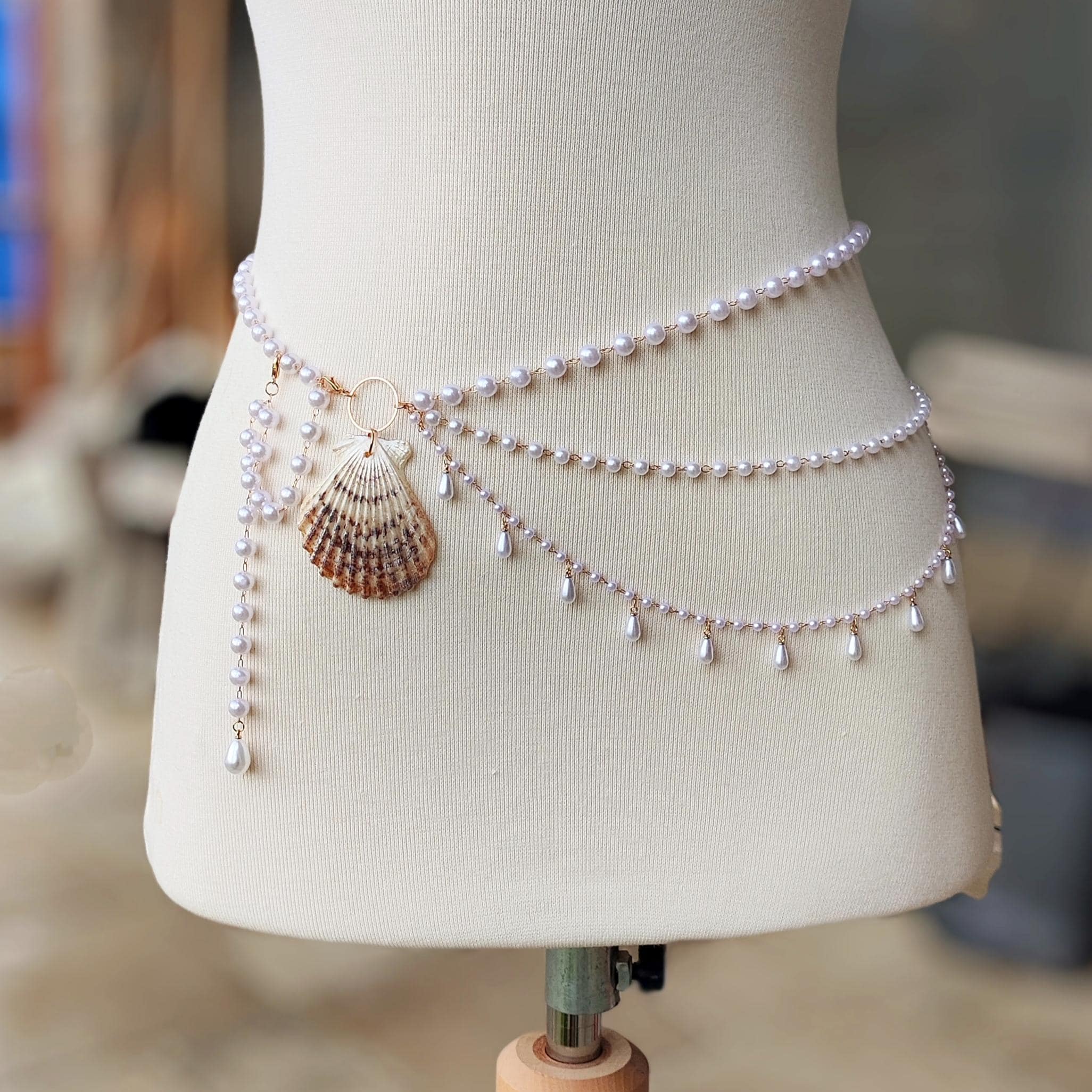 Handmade Waist Belt With Natural Scallop Shell – Mermaid 