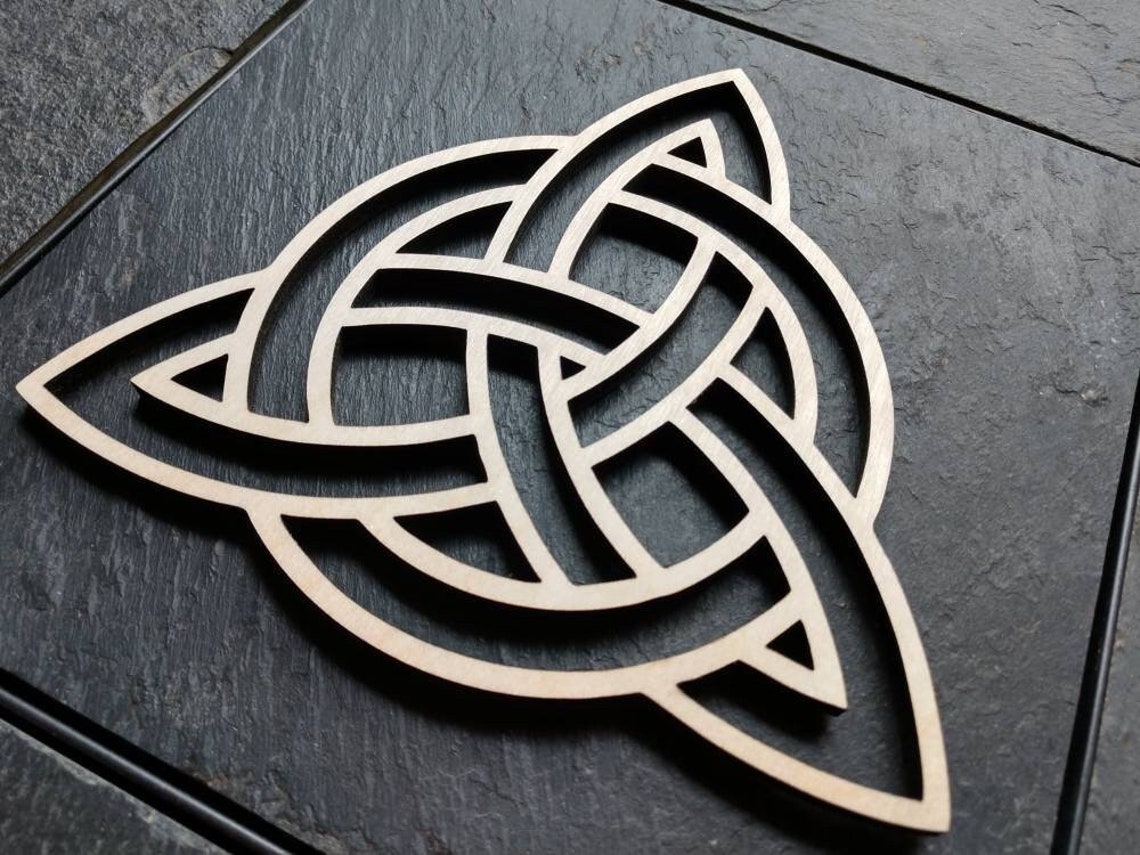 Celtic Knot, Irish Wall Decor, Trinity Wall Art, Celtic Decor, Infinite