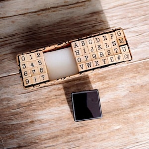 Set di timbri con lettere dell'alfabeto, timbri con numeri, set di timbri con alfabeto, timbri in gomma di legno, tampone di inchiostro, kit per scrapbooking - 40 pezzi