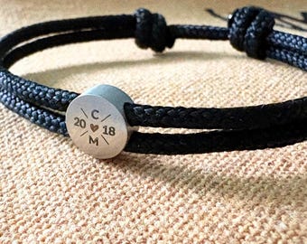 Bracelet pour couple personnalisé, Initiales personnalisées ou motif gravé sur le bracelet, Bijoux sentimentaux pour couple, Cadeau pour 11e anniversaire de la Saint-Valentin