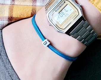 Bracelet initial en paracorde, cadeau d'anniversaire pour homme, bracelet réglable, cadeau pour ados, bracelet surfeur bleu pour homme, accessoires pour hommes