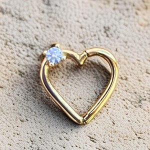 Créoles coeur en or 14 carats avec zircon - Cartilage délicat en or massif, piercing tragus, helix