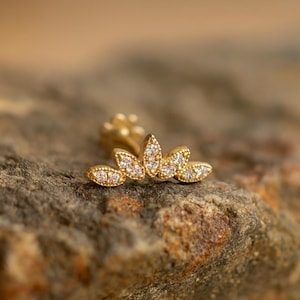 Radiance 14k Gold Climber Stud Earring, Curved Helix Piercing, Cartilage Earring, Flat Back Screw Stud