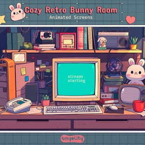 Puede incluir: Una ilustración digital titulada Cozy Retro Bunny Room Animated Screens que muestra un monitor de computadora vintage con el texto stream starting, un teclado, un ratón, un teléfono fijo, un televisor pequeño y varios accesorios de escritorio.