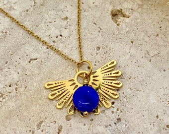 Enora | Pendentif Demi Soleil Plaqué Or et Pierre de Lapis Lazuli| Pierre Naturelle Personnalisable | Style Minimaliste | Cadeau pour elle