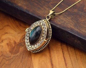 Vintage Stone secret box Locket Necklace – Boho Turquoise & Labradorite Pendant with Chain | Photo Keepsake Jewelry