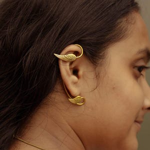 Minimalist Gold angle Wing EarCuff No Piercing Winged Wrap Jewelry