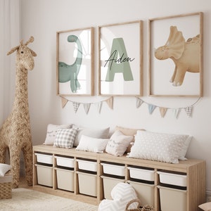 Juego de 3 impresiones de dinosaurios personalizadas para pared de guardería, póster imprimible con nombre inicial, regalo personalizado, decoración para habitación de bebé, niño y niña