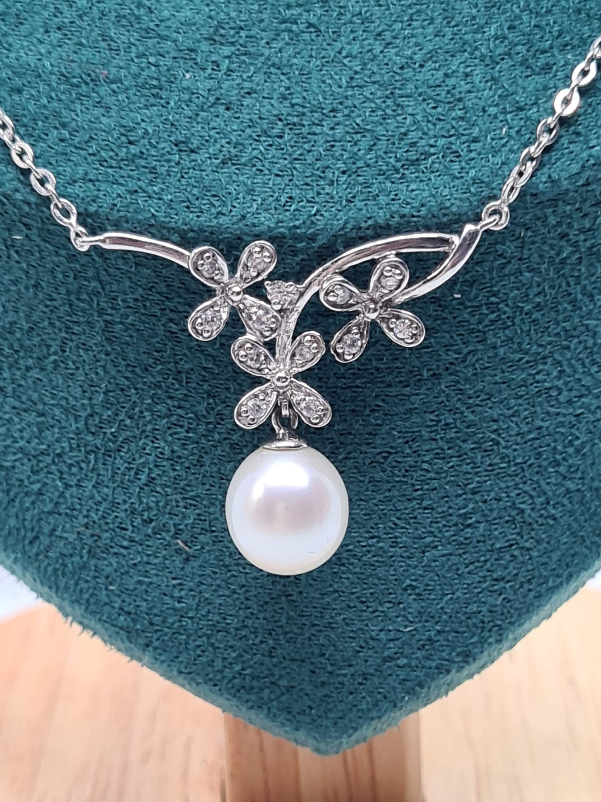 ネックレス・ペンダント [VINTAGE HOLLYWOOD] Flower Drop Pearl Necklace VINTAGE HOLLYWOOD】Pearl Flower Necklace ネックレス