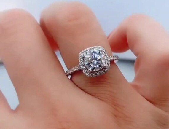 Sparkly 2024 promise rings