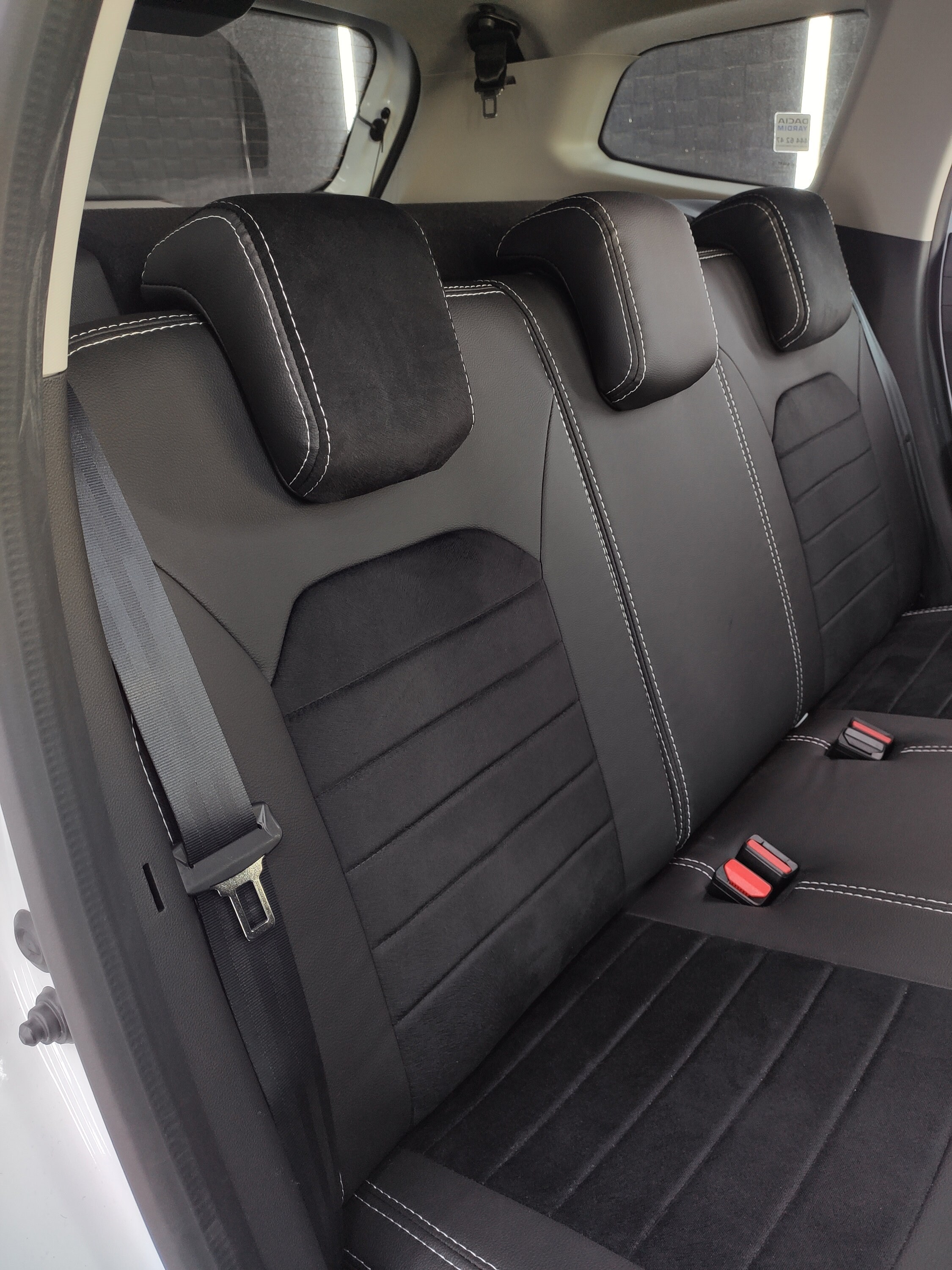 thumbnail image 2 of APX Custom Front Seat Covers For Dacia Duster – Black, Heavy Duty, Waterproof, Nylon 2 of 5