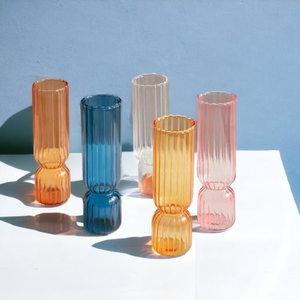 Jarrón de vidrio nórdico - Jarrón minimalista y elegante para una decoración elegante del hogar / Jarrón de vidrio de colores / Arreglo de flores frescas