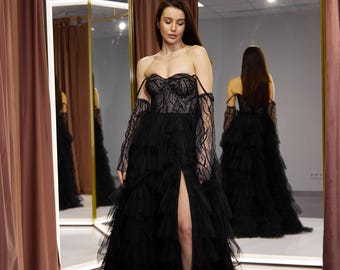 Elegant Black Dress: Sequined Corset, Ruffled Layers, Detachable Sleeves