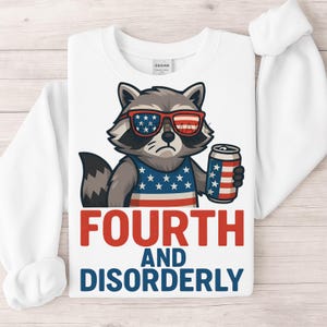 Image clipart patriotique de raton laveur du 4 juillet, fête de l'indépendance, PNG pour sweat-shirts, t-shirts, tasses, sacs et plus encore arrière-plan transparent