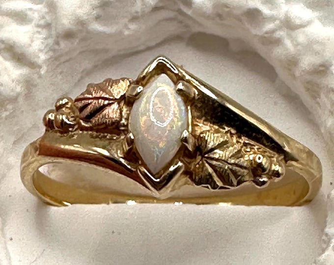 Vintage 10K Gold Black Hills Opal Ring with Tri-Color Leaves, Size 7